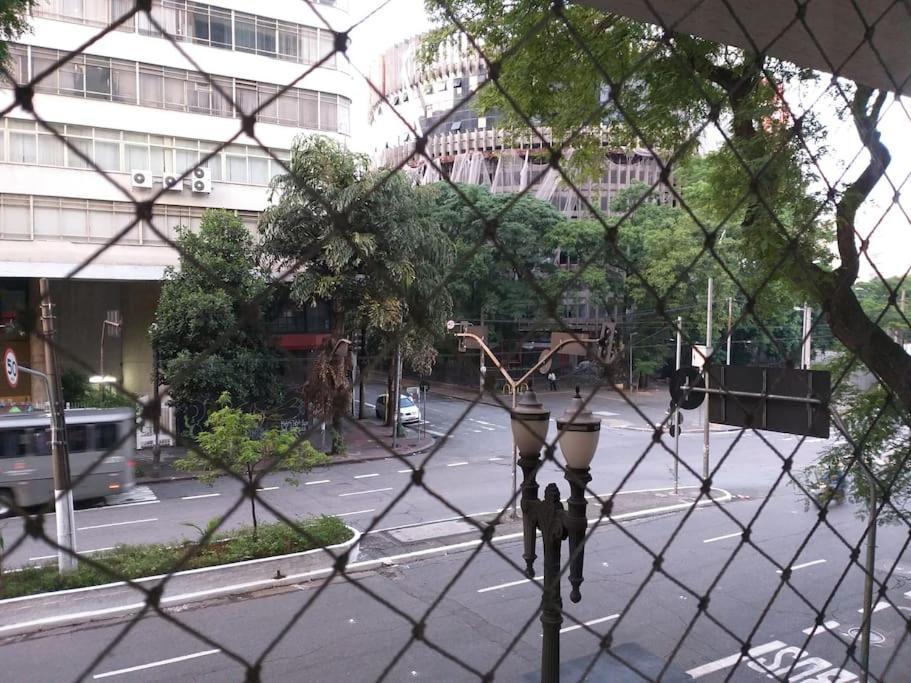 Apto Av. Ipiranga Com 1 E Internet 300 Mb. Apartamento *