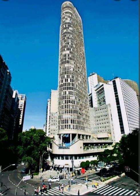 Apto Av. Ipiranga Com 1 E Internet 300 Mb. São Paulo